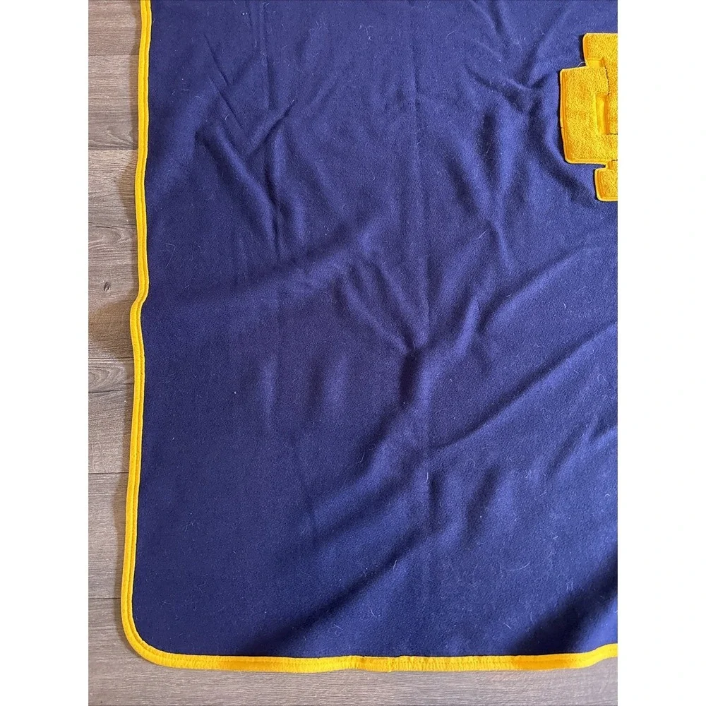 Vintage 1960's Notre Dame University Wool Stadium Blanket 65x60 Patch Irish